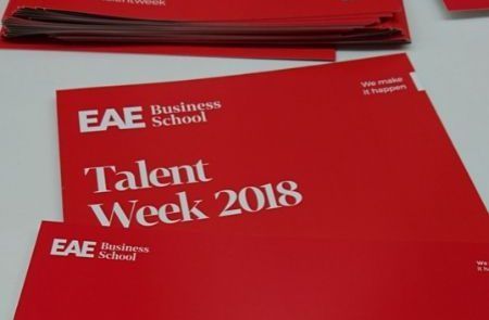Libritos informativos Talent Week 2018 donde asistió Addingplus