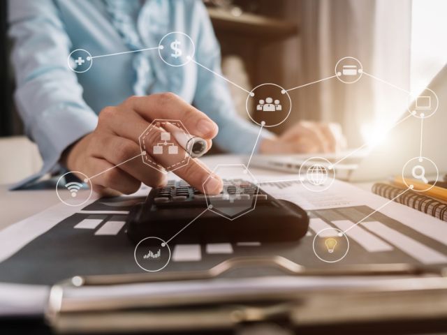 reducir costes en la empresa Reducir gastos en Recursos Humanos con tecnología